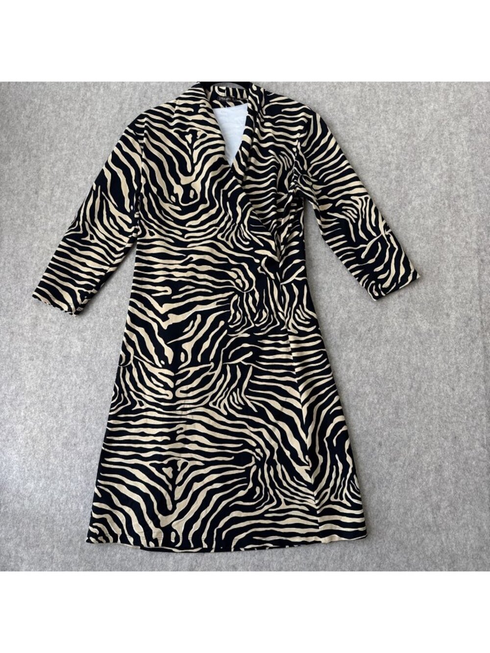 J McLaughlin Catalina Wrap Dress Womens Small Zebra Print 3/4 Sleeve Knee Length